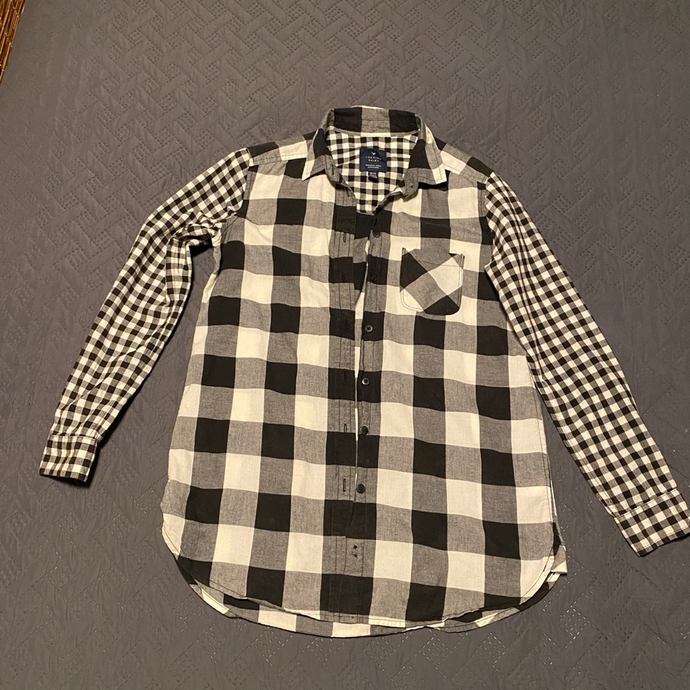American Eagle XS women’s jegging shirt
